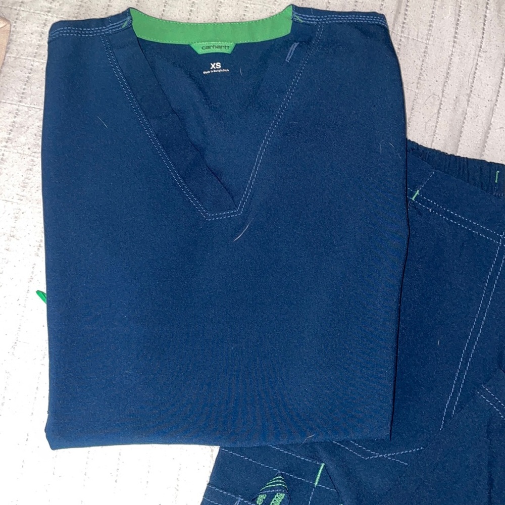 Carharrt scrub set